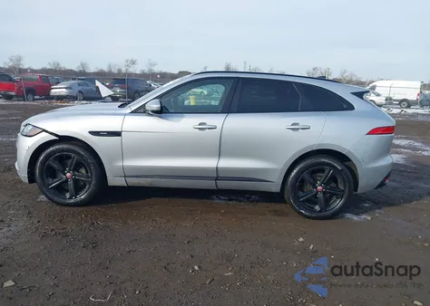 2017 Jaguar F-Pace 35T R-Sport z USA, uszkodzony, nr VIN SADCL2BV9HA499755